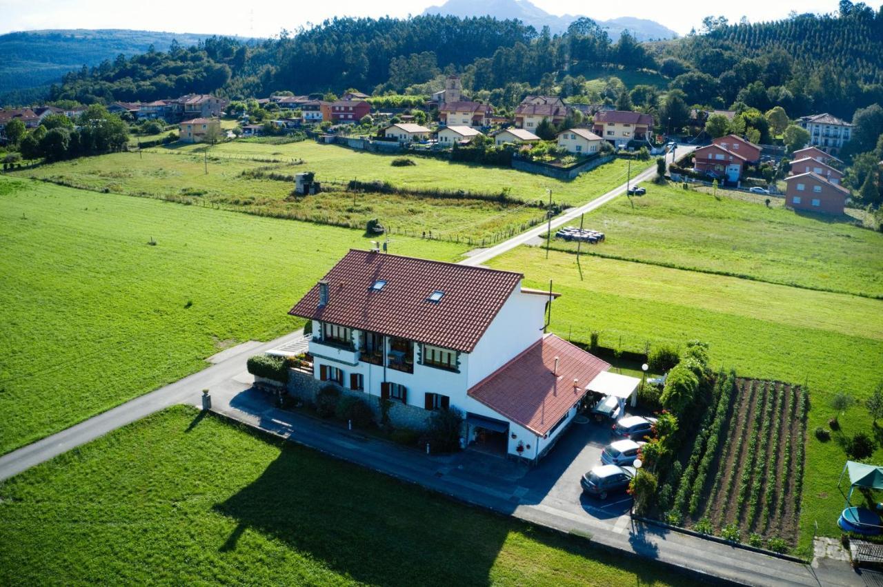 Ferienwohnung La Mies Rasines Exterior foto